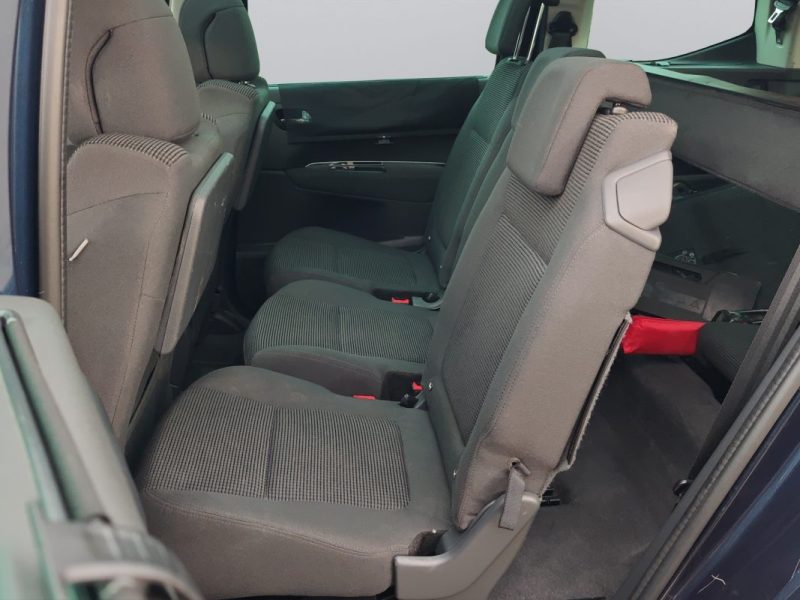 PEUGEOT 5008 2.0 BLUE HDI 150 ALLURE / 7 PLACES