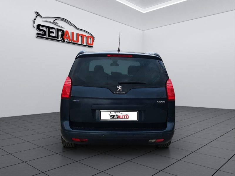 PEUGEOT 5008 2.0 BLUE HDI 150 ALLURE / 7 PLACES