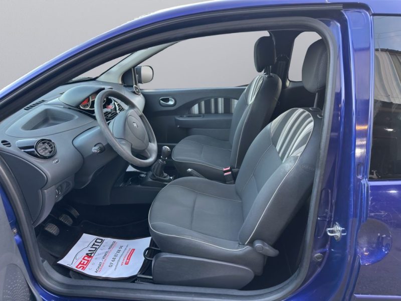 RENAULT TWINGO II 1.2 LEV 16V 75CH INTENS ECO²