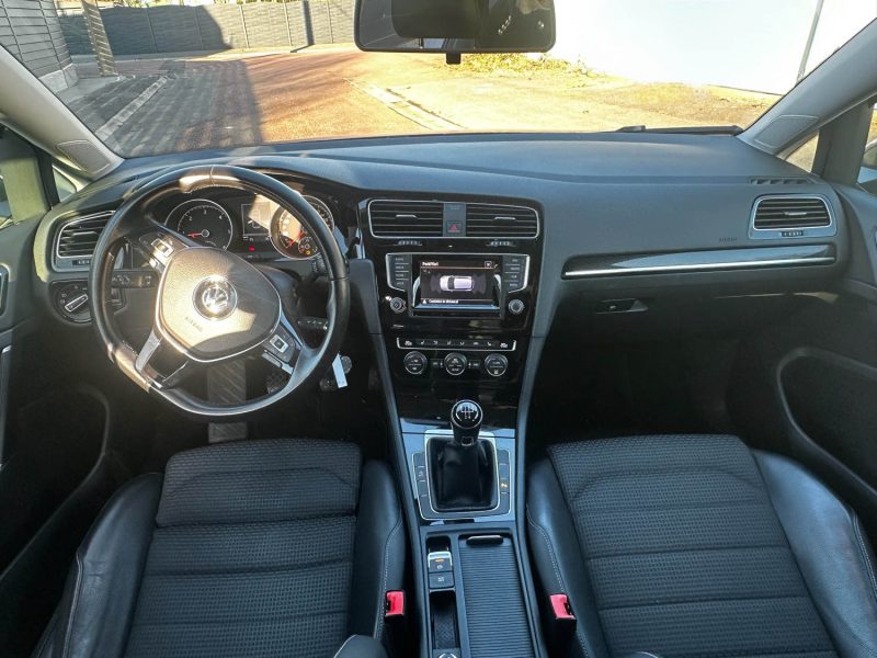 1 er main VOLKSWAGEN GOLF VII 1.6 TDI 2013