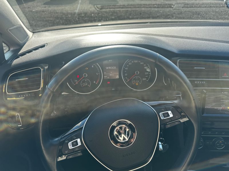 1 er main VOLKSWAGEN GOLF VII 1.6 TDI 2013