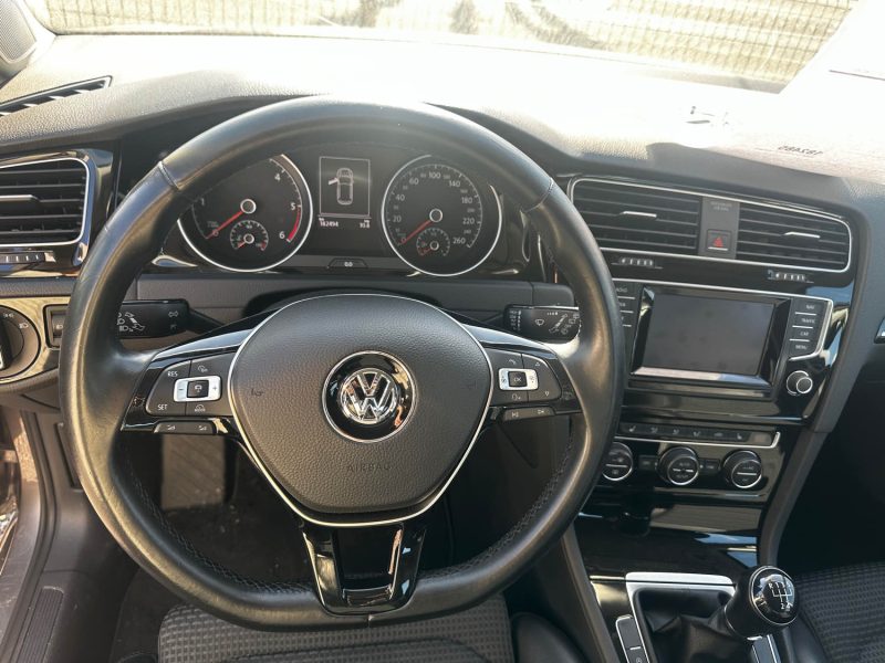 1 er main VOLKSWAGEN GOLF VII 1.6 TDI 2013