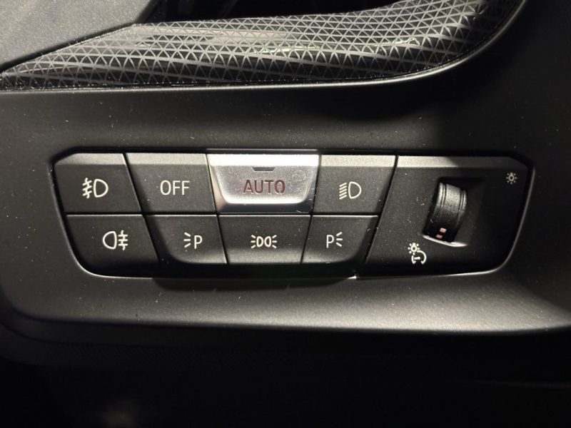 B.M.W. SERIE 1 120D 190CH PACK M ENTRETIEN ESCLUSIF BMW / LED INTERIEUR 