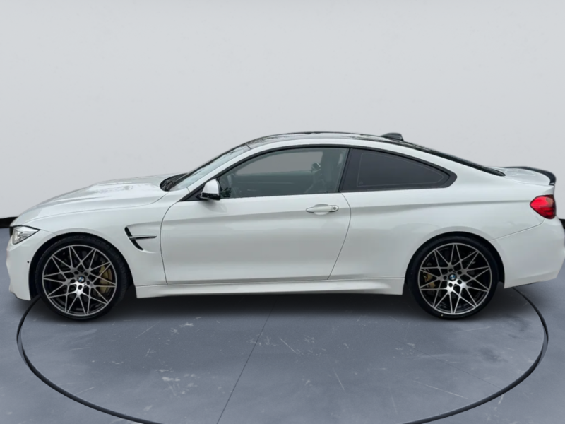 BMW M4 COUPÉ 431/ ECH SPORT / HARMAN / TOIT CARBONE