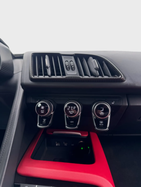 AUDI R8 V10 QUATTRO 540  / PACK SPORT / B&O / CARBONE / CERAMIC