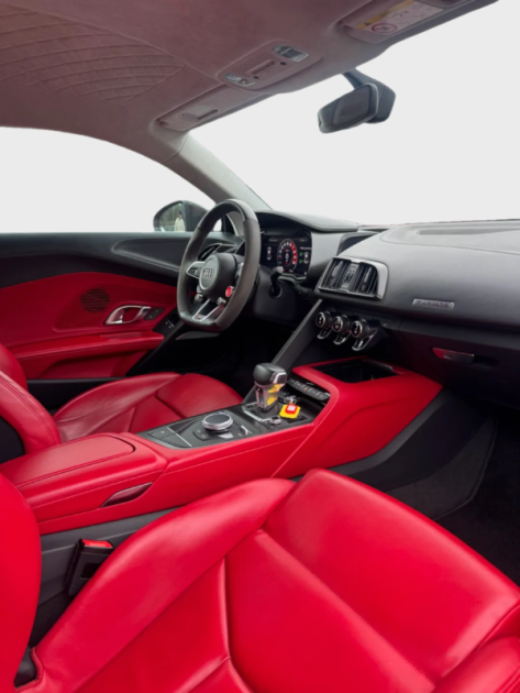 AUDI R8 V10 QUATTRO 540  / PACK SPORT / B&O / CARBONE / CERAMIC