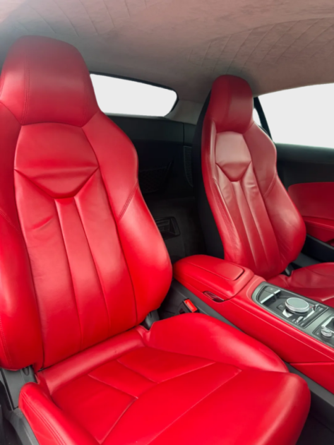 AUDI R8 V10 QUATTRO 540  / PACK SPORT / B&O / CARBONE / CERAMIC
