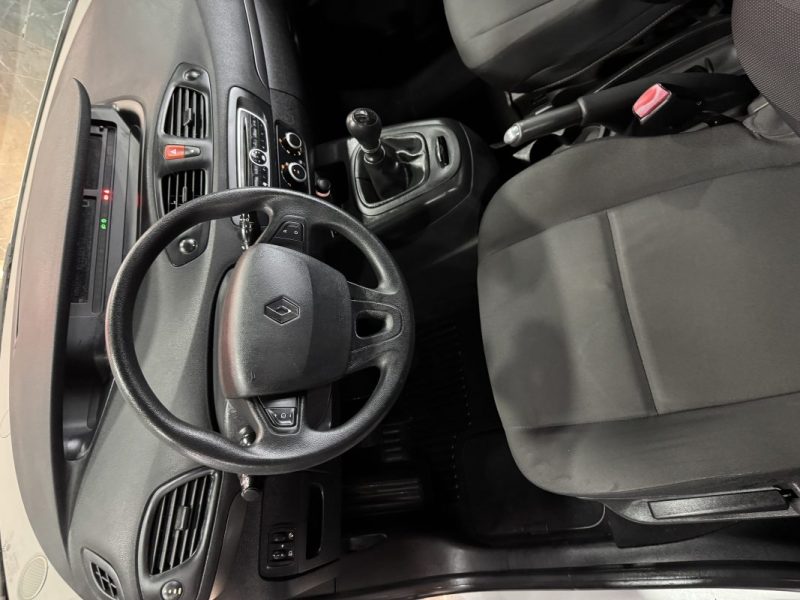 RENAULT SCENICIII 1.5 DCI 85 AUTHENTIQUE 2010