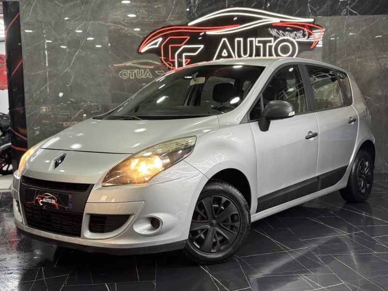 RENAULT SCENICIII 1.5 DCI 85 AUTHENTIQUE 2010