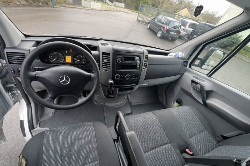 DEPANNEUSE MERCEDES 516 CDI BOITE AUTO 5M
