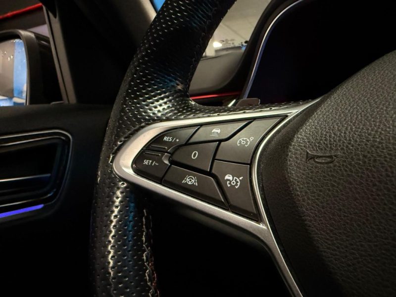 RENAULT ARKANA RS Line 1.3 tce 160CH e-TECH / TOIT OUVRANT + VOLANT CHAUFFANT  / 