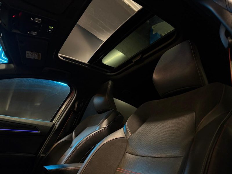 RENAULT ARKANA RS Line 1.3 tce 160CH e-TECH / TOIT OUVRANT + VOLANT CHAUFFANT  / 