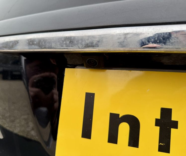 Toyota Auris 1.4 D-4D 90 cv Phase 2 / 64000 km 1ER Main