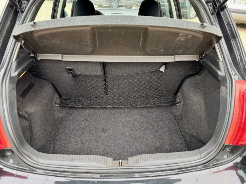 Toyota Auris 1.4 D-4D 90 cv Phase 2 / 64000 km 1ER Main