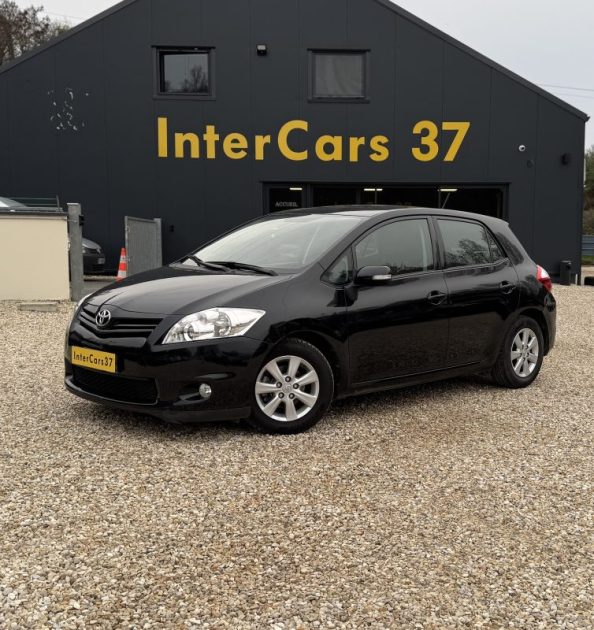 Toyota Auris 1.4 D-4D 90 cv Phase 2 / 64000 km 1ER Main