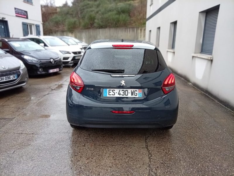 PEUGEOT 208 1.2 PURETECH 68CH LIKE 5P 2017