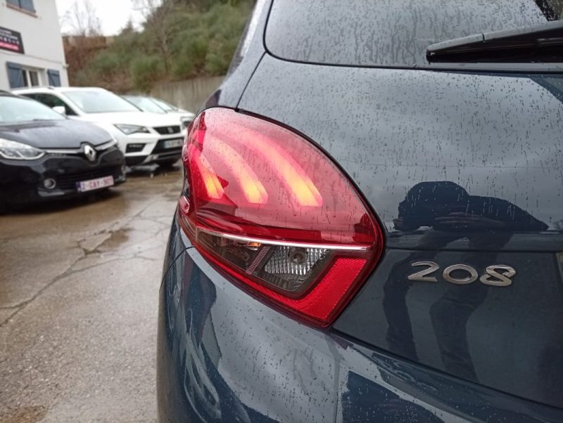 PEUGEOT 208 1.2 PURETECH 68CH LIKE 5P 2017