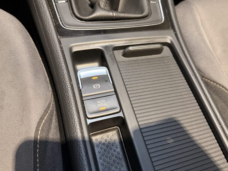 GOLF 7 R-LINE - 1.4 L TFSI - 125 ch - 2016 - BVM - SIEGES CHAUFFANTS - Caméra de Recul - 2 ème main 