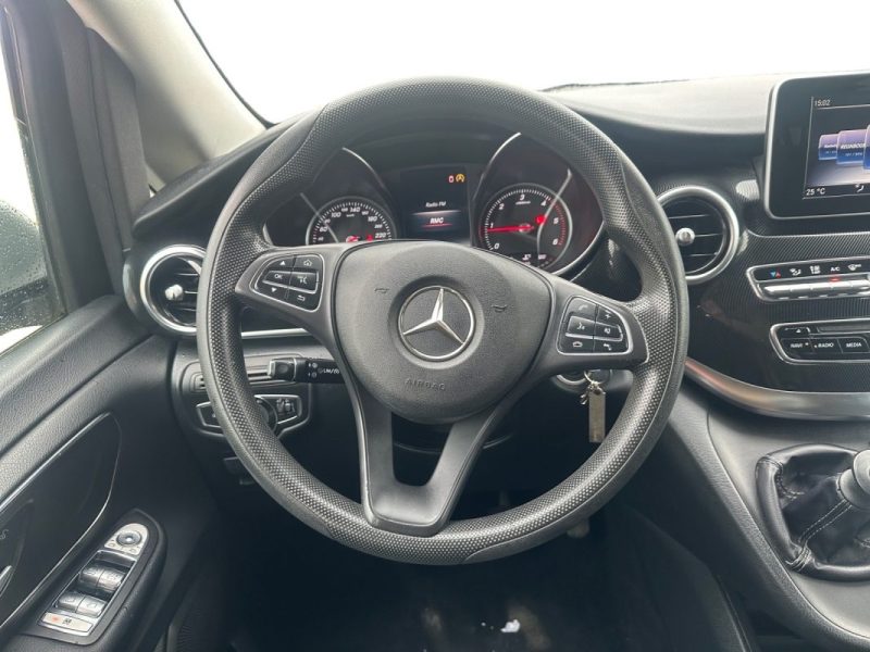 MERCEDES BENZ CLASSE V 6 PLACES 220CDI 160CV 2014