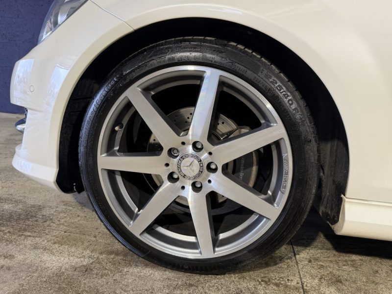 MERCEDES CLASSE C 250 CDI Coupé Ph2 7G-Tronic+ 204cv PACK AMG - Toit ouvrant - 129 000 klm   