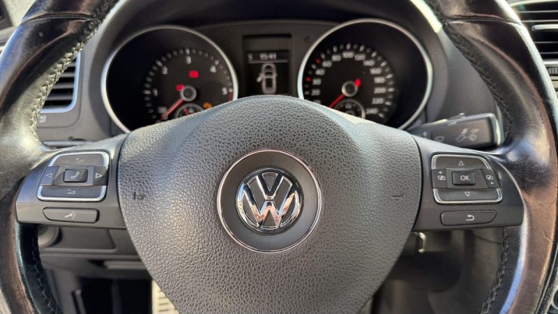 VOLKSWAGEN GOLF 6  cabriolet / 1.6 TDI 105CH CARAT 2013