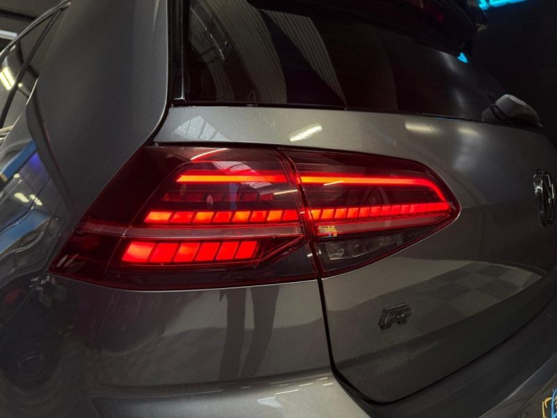 VOLKSWAGEN GOLF VII R 2.0 TSI 380 ch 4MOTION DSG7 / AKRAPOVIC + DYN AUDIO + STAGE 1 / 2020