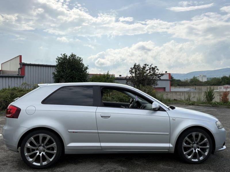 Audi A3 II 1.4 TFSI 125ch Ambition 3p Garantie 6 Mois