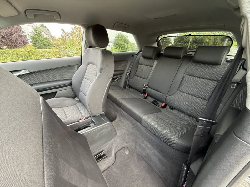 Audi A3 II 1.4 TFSI 125ch Ambition 3p Garantie 6 Mois