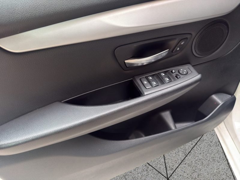 BMW 218I ACTIVE TOURER 2015
