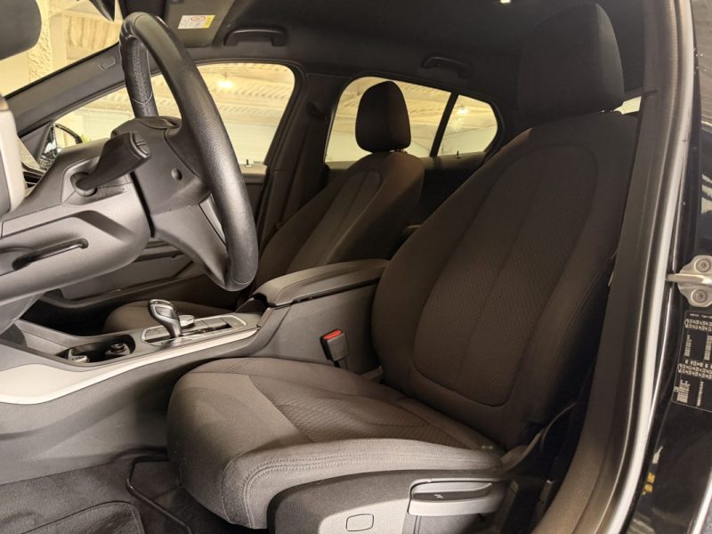 BMW SERIE 1 DESIGN - 116d - 1.5 L - 116 ch - 2020 - BVA - CarPlay - Caméra de Recul - 