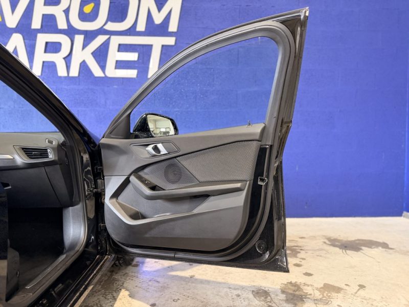 BMW SERIE 1 DESIGN - 116d - 1.5 L - 116 ch - 2020 - BVA - CarPlay - Caméra de Recul - 