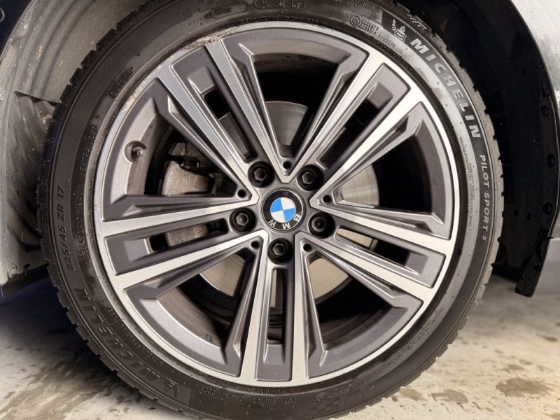 BMW SERIE 1 DESIGN - 116d - 1.5 L - 116 ch - 2020 - BVA - CarPlay - Caméra de Recul - 