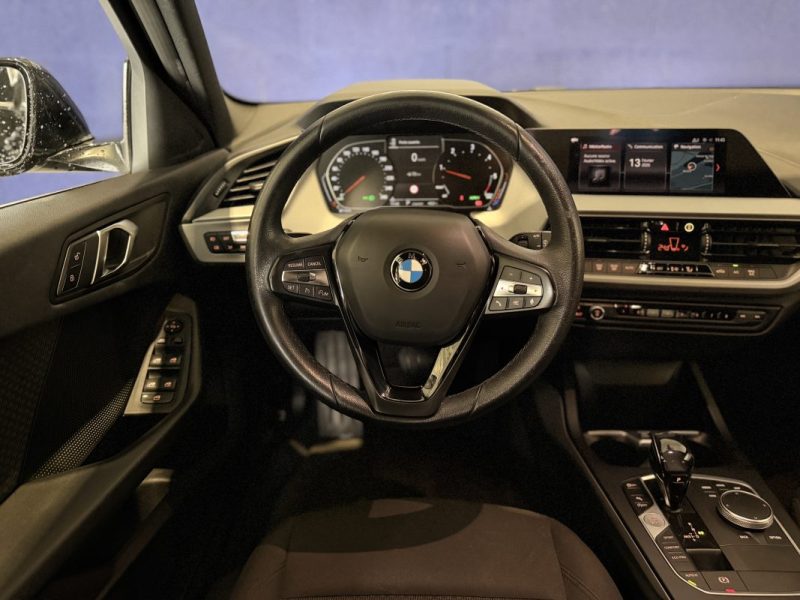 BMW SERIE 1 DESIGN - 116d - 1.5 L - 116 ch - 2020 - BVA - CarPlay - Caméra de Recul - 