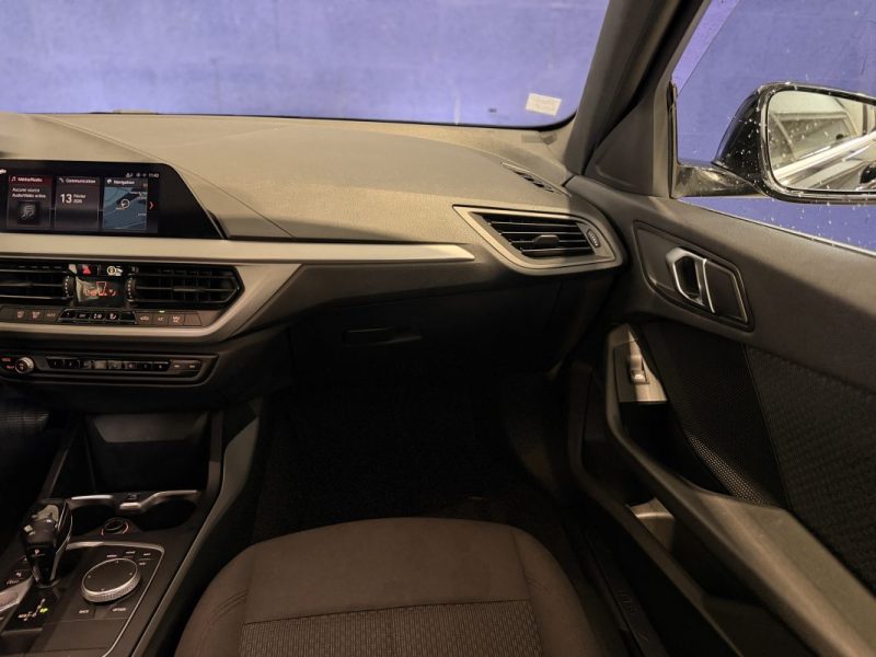 BMW SERIE 1 DESIGN - 116d - 1.5 L - 116 ch - 2020 - BVA - CarPlay - Caméra de Recul - 