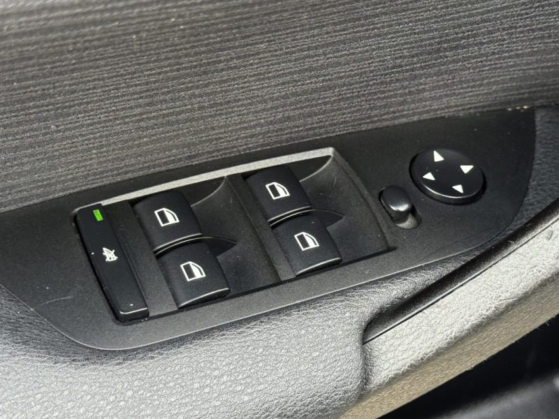 BMW X1 (E84) xDrive18d 143ch Lounge Garantie 6 Mois