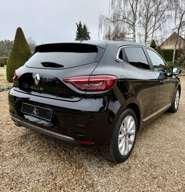 RENAULT CLIO V 1.3 TCE 130 INTENS / Apple CarPlay / Feux LED 