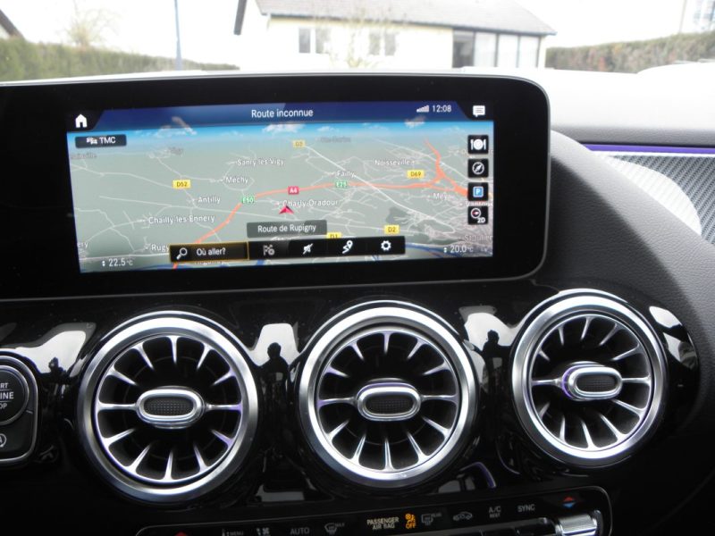 MERCEDES  GLA II 220 D 190 CV 4MATIC AMG LINE 8G-DCT / 10 CV 2021