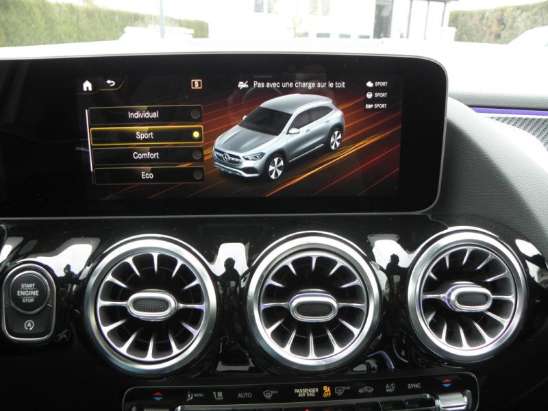 MERCEDES  GLA II 220 D 190 CV 4MATIC AMG LINE 8G-DCT / 10 CV 2021