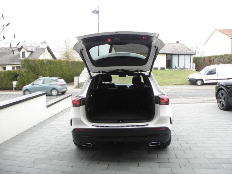 MERCEDES  GLA II 220 D 190 CV 4MATIC AMG LINE 8G-DCT / 10 CV 2021