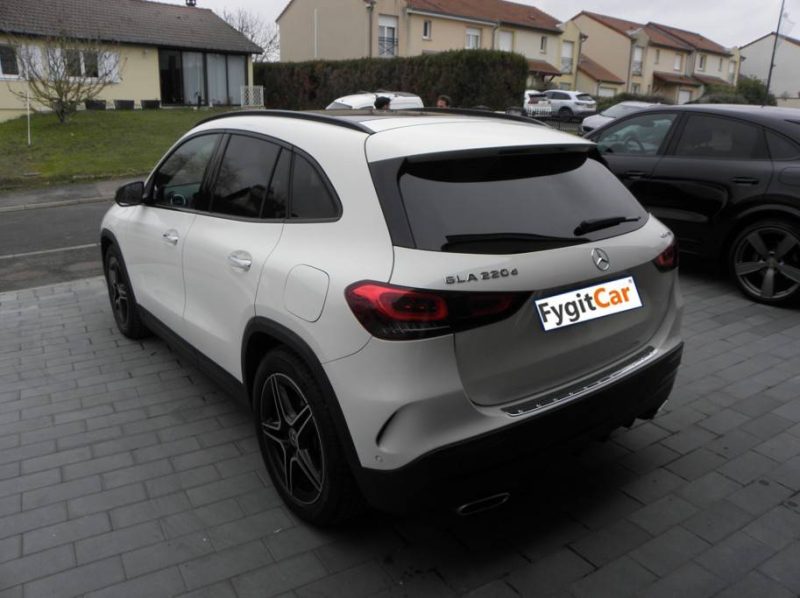 MERCEDES  GLA II 220 D 190 CV 4MATIC AMG LINE 8G-DCT / 10 CV 2021