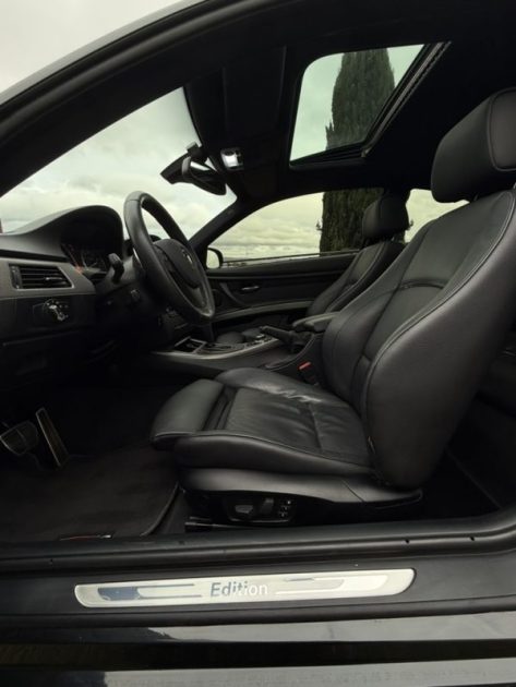 BMW 325i xDrive 218ch PACK M / Sièges Électriques à mémoire / Apple CarPlay / Toit Ouvrant 