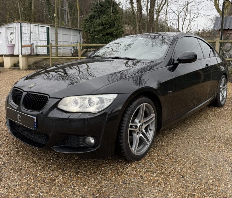 BMW 325i xDrive 218ch PACK M / Sièges Électriques à mémoire / Apple CarPlay / Toit Ouvrant 