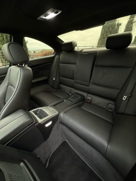 BMW 325i xDrive 218ch PACK M / Sièges Électriques à mémoire / Apple CarPlay / Toit Ouvrant 