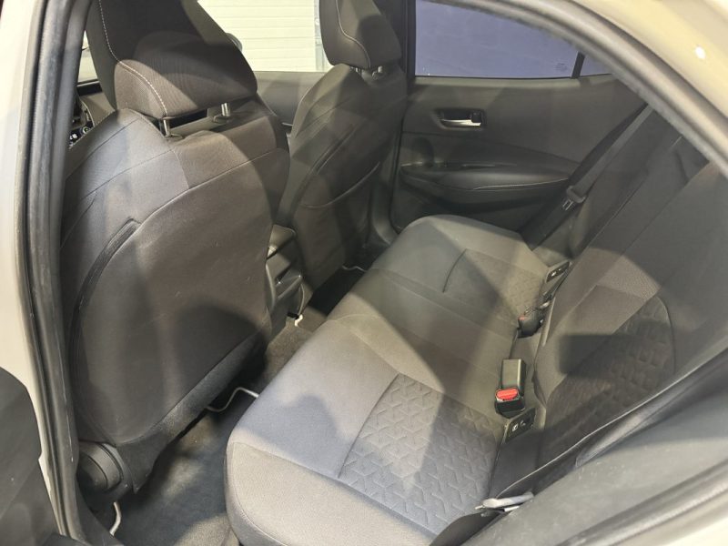 TOYOTA COROLLA 122h DYNAMIC / TOIT OUVRANT / SUIVI D ENTRETIEN COMPLET