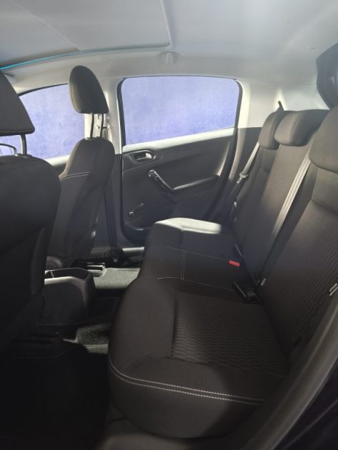 PEUGEOT 208 1.2 ESSENCE 82 CV ALLURE BVM , ENTRETIEN COMPLET , SIEGES CHAUFFANTS  2017