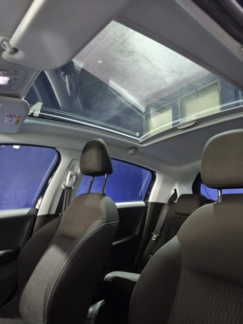 PEUGEOT 208 1.2 ESSENCE 82 CV ALLURE BVM , ENTRETIEN COMPLET , SIEGES CHAUFFANTS  2017