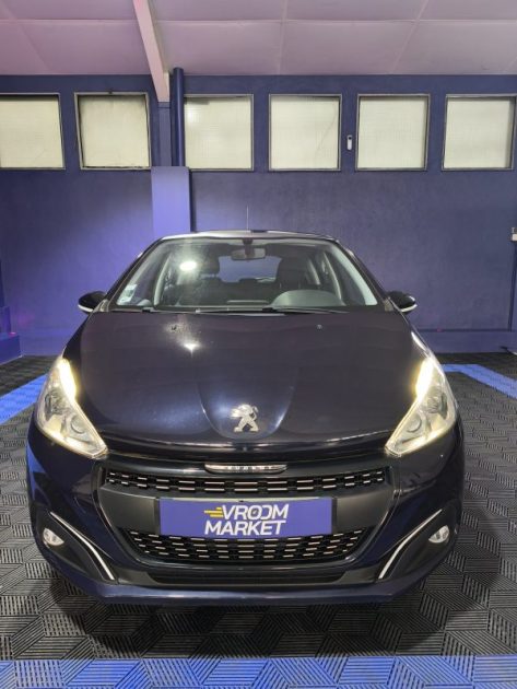 PEUGEOT 208 1.2 ESSENCE 82 CV ALLURE BVM , ENTRETIEN COMPLET , SIEGES CHAUFFANTS  2017
