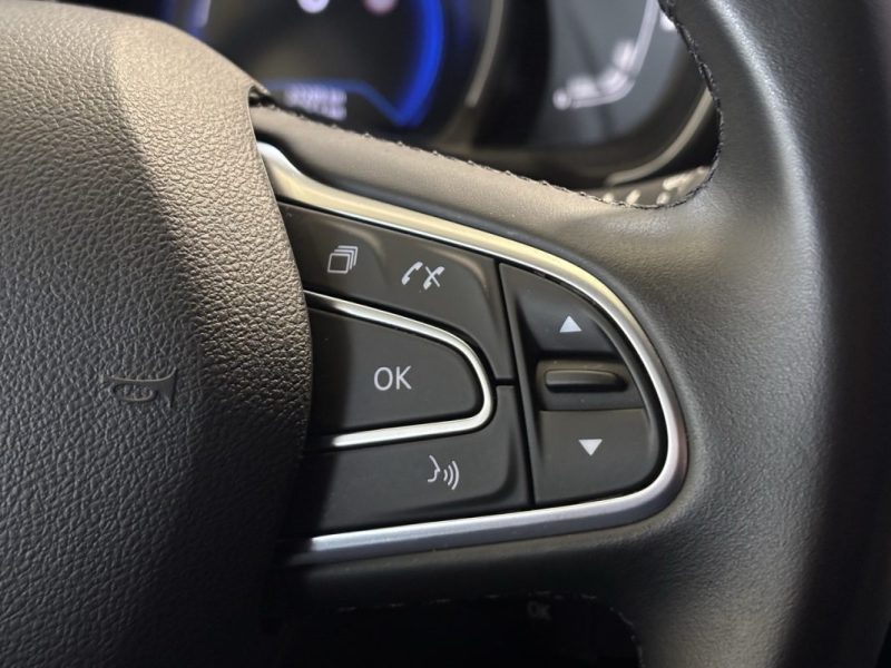 RENAULT KADJAR 1.5 BLUE DCI 115CH INTENS CARPLAY /  CAMÉRA DE RECUL / AVERTISSEUR D'ANGLE MORT  