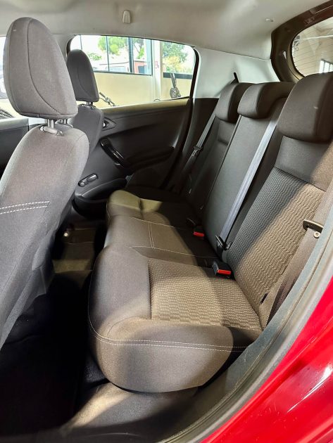 PEUGEOT 208 style 1.2 82CH 