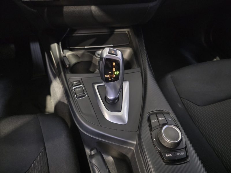 B.M.W. SERIE 1 118i 170cv / LOUNGE / BVA